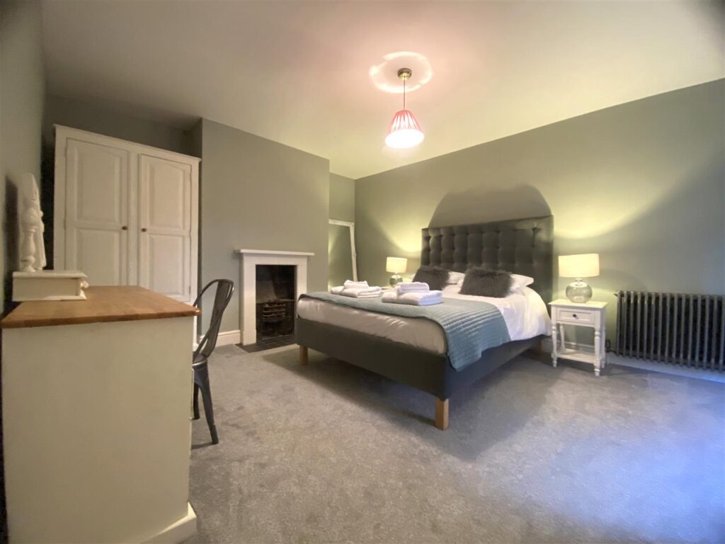 ovGBT0EVq0iJEAmTA0O8-A.jpg