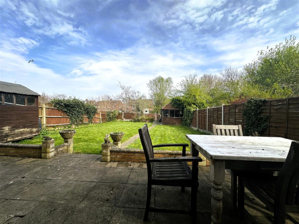 Garden II.jpg