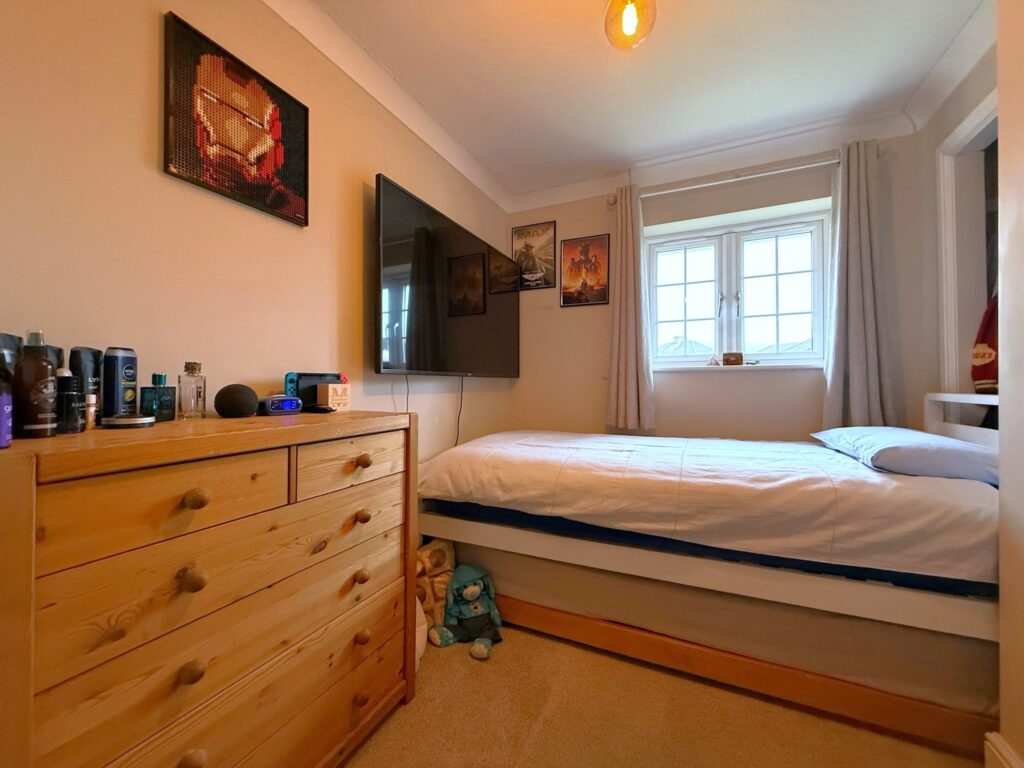 Bedroom3II.jpeg