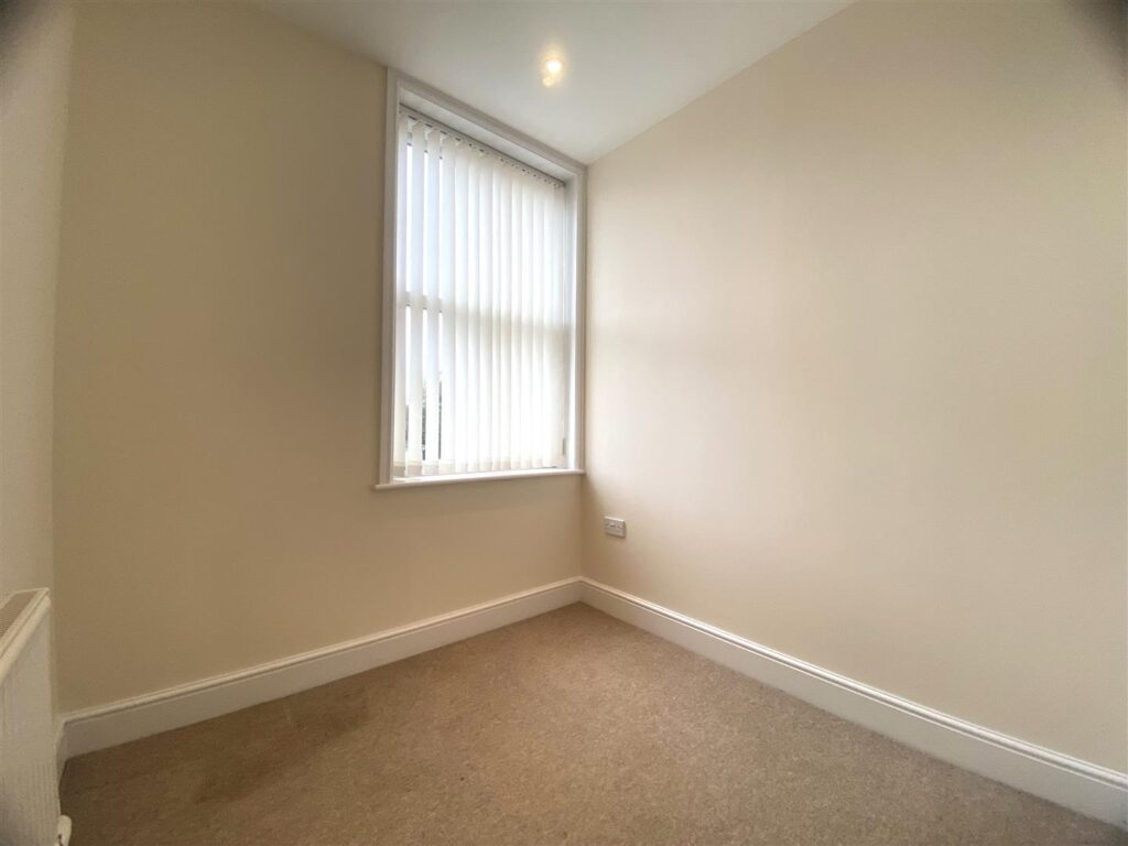Bedroom2.jpg